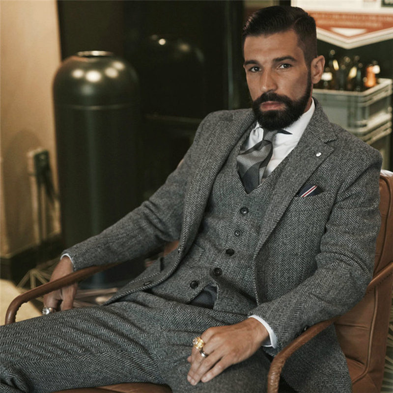 Grauer Woll-Tweed-Winteranzug  – Men'S Grooming Daily Bewertung und Preis